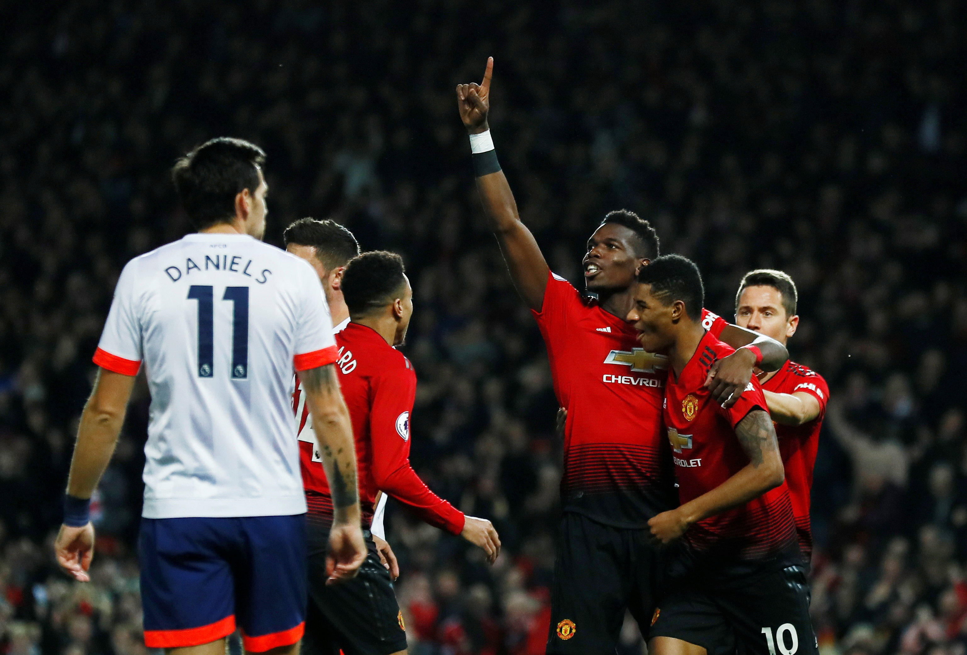 目光放在其 目光放在其